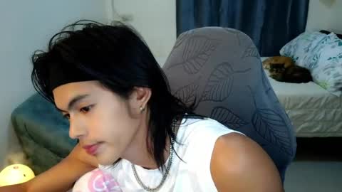 Snapshot of naughtyboylouie chatting on 27, 7, 2026 Loue online show from 27, 7, 2026