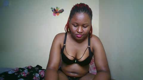Snapshot of naughtybrownny chatting on 18, 5, 2026 MUMU online show from 18, 5, 2026