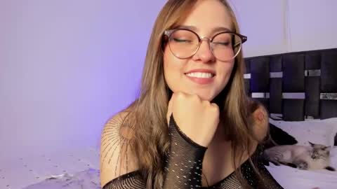 LANAindependent model online show from 20, 11, 2025