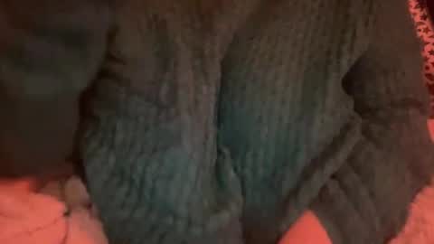 Snapshot of naughtygirl637100 chatting on 27, 11, 2025 Naughty Girl online show from 27, 11, 2025