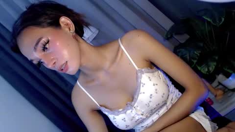 Snapshot of naughtygirlintown chatting on 10, 6, 2026 Mariella online show from 10, 6, 2026