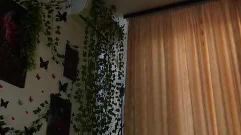 Snapshot of naughtyhomemade17 chatting on 21, 2, 2025 Mya Alexya online show from 21, 2, 2025