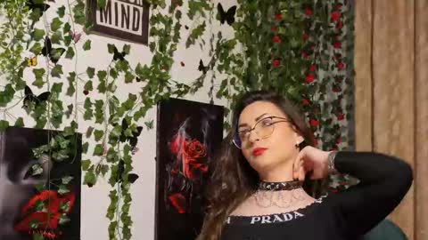 Snapshot of naughtyhomemade17 chatting on 22, 10, 2025 Mya Alexya online show from 22, 10, 2025