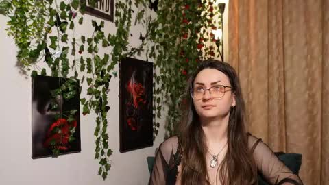 Snapshot of naughtyhomemade17 chatting on 26, 10, 2025 Mya Alexya online show from 26, 10, 2025