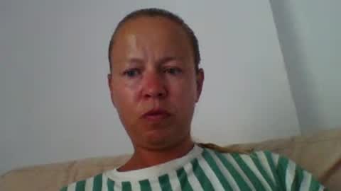 naughtyjennyblondeuk online show from 13, 6, 2026