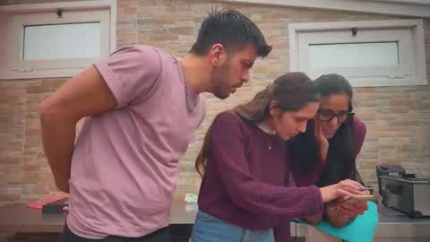 ANDREA STEPH  MIKE online show from 29, 10, 2025