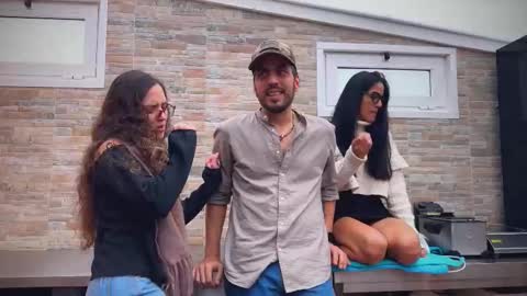 ANDREA STEPH  MIKE online show from 14, 11, 2025