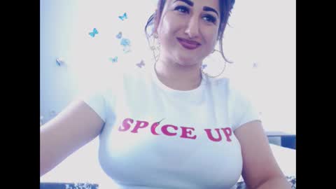 Snapshot of naughtymaya4you chatting on 28, 9, 2025 naughtymaya4you online show from 28, 9, 2025