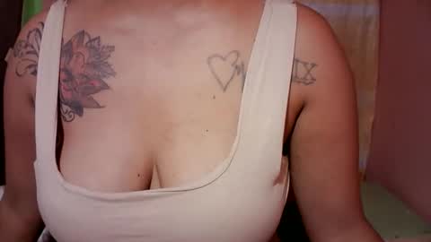 naughtymom_33 online show from 30, 10, 2025