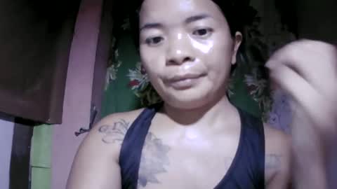 naughtymom_33 online show from 27, 5, 2026