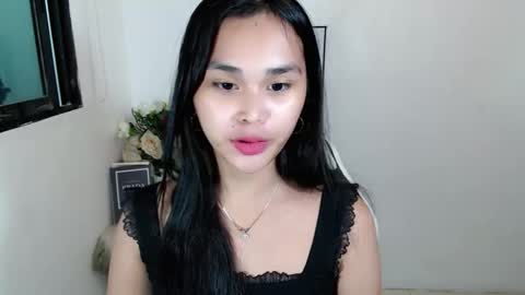 Snapshot of naughtymuse_ chatting on 29, 4, 2026 ELISE online show from 29, 4, 2026