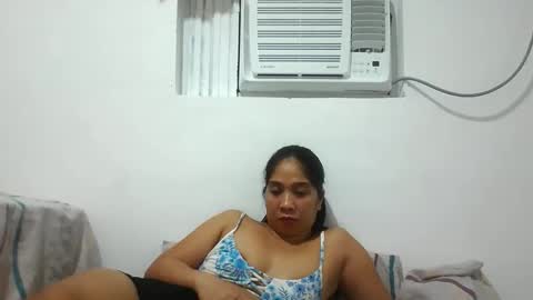 naughtynathalie2025 online show from 9, 2, 2026