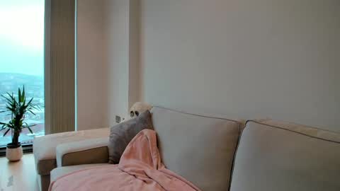 Gigi Chu  online show from 10, 2, 2025