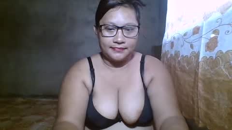 Snapshot of naughtypinay08 chatting on 3, 8, 2026 juls online show from 3, 8, 2026