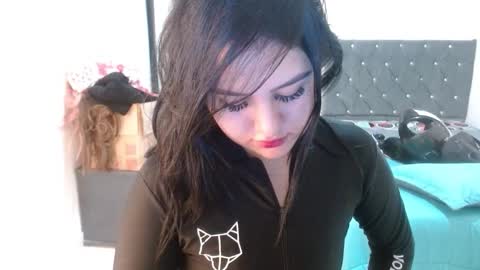 naughtyplayass online show from 25, 3, 2026