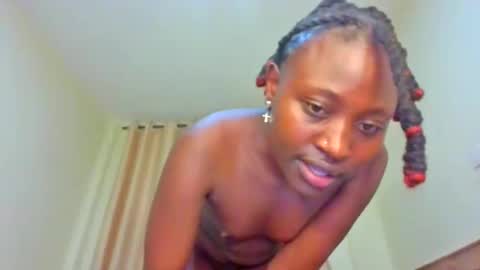 naughtyqueen12 online show from 22, 10, 2025