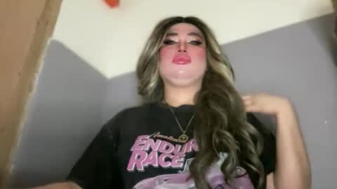 Rose Wilson online show from 19, 11, 2025