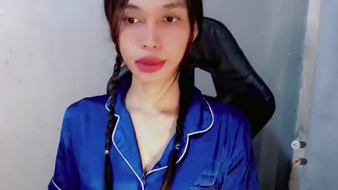 Snapshot of naughtysunshinepinay chatting on 27, 9, 2025 Celine online show from 27, 9, 2025