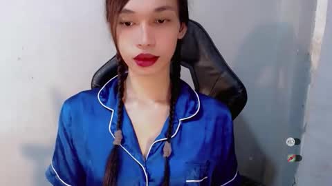 Snapshot of naughtysunshinepinay chatting on 10, 10, 2025 Celine online show from 10, 10, 2025