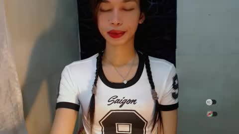 Snapshot of naughtysunshinepinay chatting on 20, 10, 2025 Celine online show from 20, 10, 2025