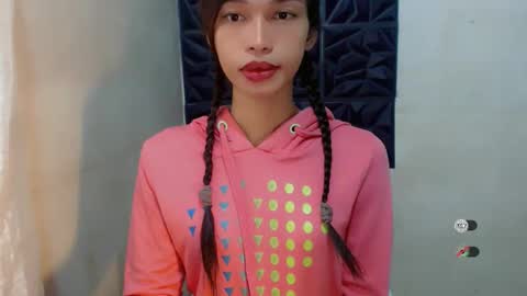 Snapshot of naughtysunshinepinay chatting on 21, 10, 2025 Celine online show from 21, 10, 2025