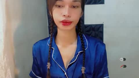 Snapshot of naughtysunshinepinay chatting on 6, 11, 2025 Celine online show from 6, 11, 2025