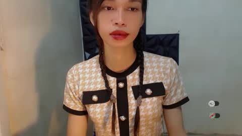 Snapshot of naughtysunshinepinay chatting on 9, 11, 2025 Celine online show from 9, 11, 2025