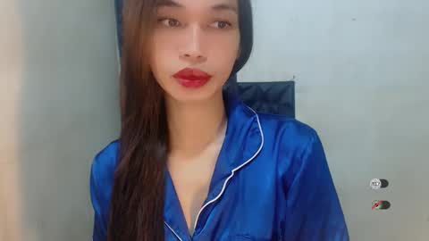 Snapshot of naughtysunshinepinay chatting on 16, 11, 2025 Celine online show from 16, 11, 2025