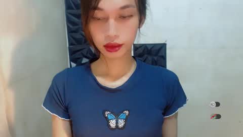 Snapshot of naughtysunshinepinay chatting on 21, 11, 2025 Celine online show from 21, 11, 2025