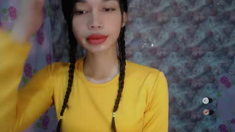 Snapshot of naughtysunshinepinay chatting on 11, 6, 2026 Celine online show from 11, 6, 2026