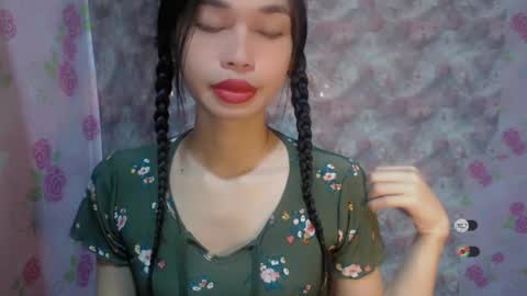 Snapshot of naughtysunshinepinay chatting on 22, 7, 2026 Celine online show from 22, 7, 2026