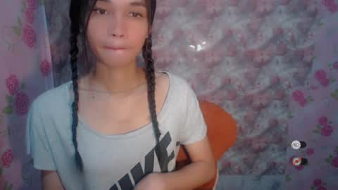Snapshot of naughtysunshinepinay chatting on 25, 7, 2026 Celine online show from 25, 7, 2026