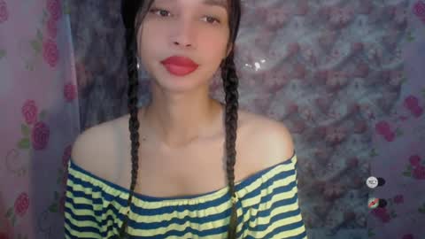 Snapshot of naughtysunshinepinay chatting on 30, 7, 2026 Celine online show from 30, 7, 2026