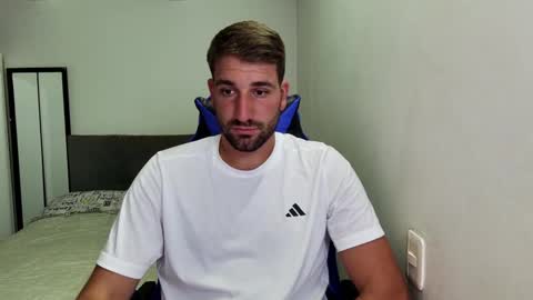 Snapshot of naugthy18boy chatting on 19, 2, 2026 Nico online show from 19, 2, 2026