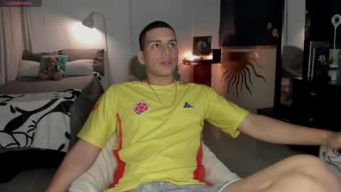 Snapshot of naxttan chatting on 8, 5, 2026 Natan online show from 8, 5, 2026