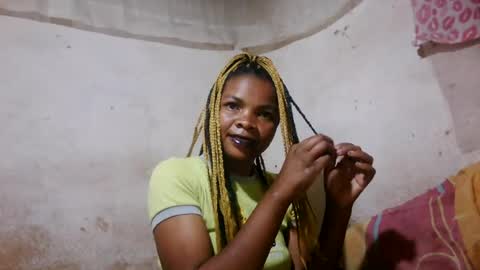 Nayla online show from 30, 6, 2026
