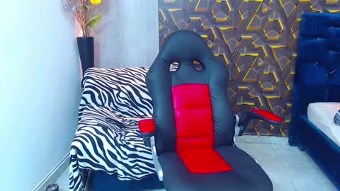 Snapshot of nazper_ chatting on 7, 11, 2025 Nazper online show from 7, 11, 2025