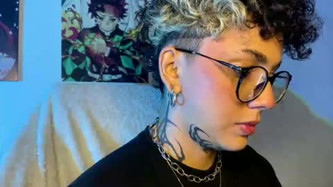 nazzz10 online show from 4, 12, 2025