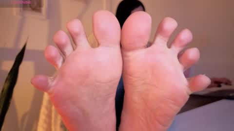 Hellen online show from 6, 3, 2026