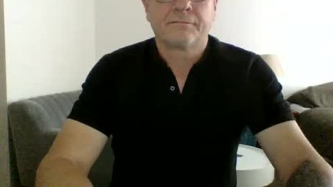 neckdown12 online show from 28, 2, 2025