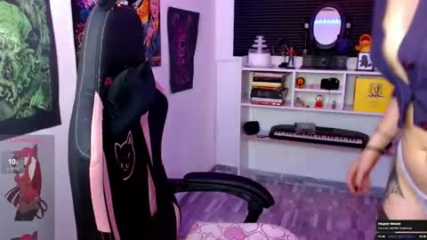 Neena Nyx online show from 5, 6, 2026