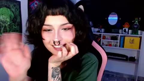 Neena Nyx online show from 8, 7, 2026