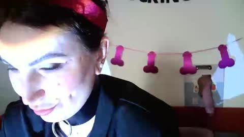 nefertiti_queen online show from 17, 2, 2026