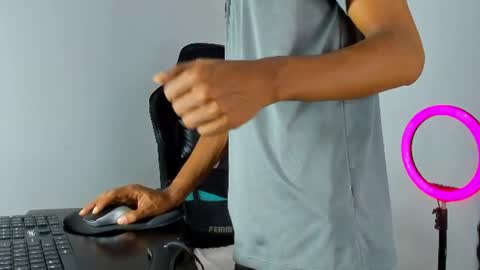 Snapshot of neitan_miller chatting on 7, 7, 2026 neitan online show from 7, 7, 2026