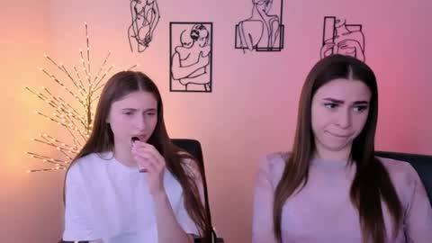 Snapshot of nekky_mouse chatting on 14, 7, 2026 Meow online show from 14, 7, 2026