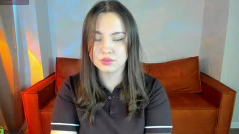 nelie_evans online show from 13, 4, 2026