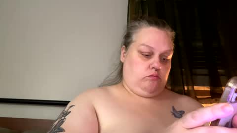 Nellie Atlas online show from 29, 9, 2025