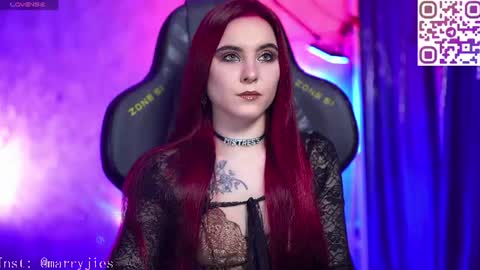 Snapshot of nelle_ chatting on 8, 7, 2026 online show from 8, 7, 2026