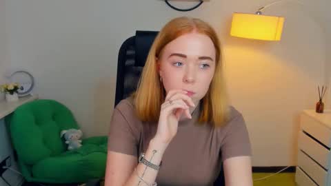 Nelli online show from 12, 11, 2025