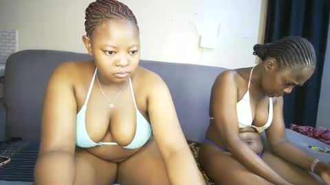 nellyeluxe online show from 13, 4, 2026